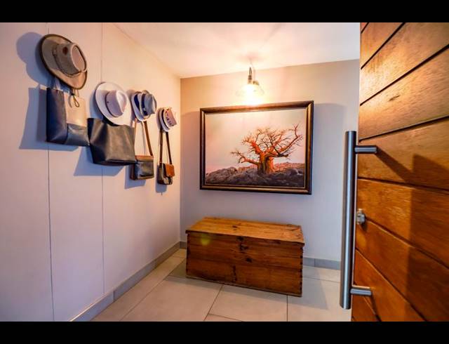 4 BEDROOM HOUSE FOR SALE IN COPPERLEAF ESTATE